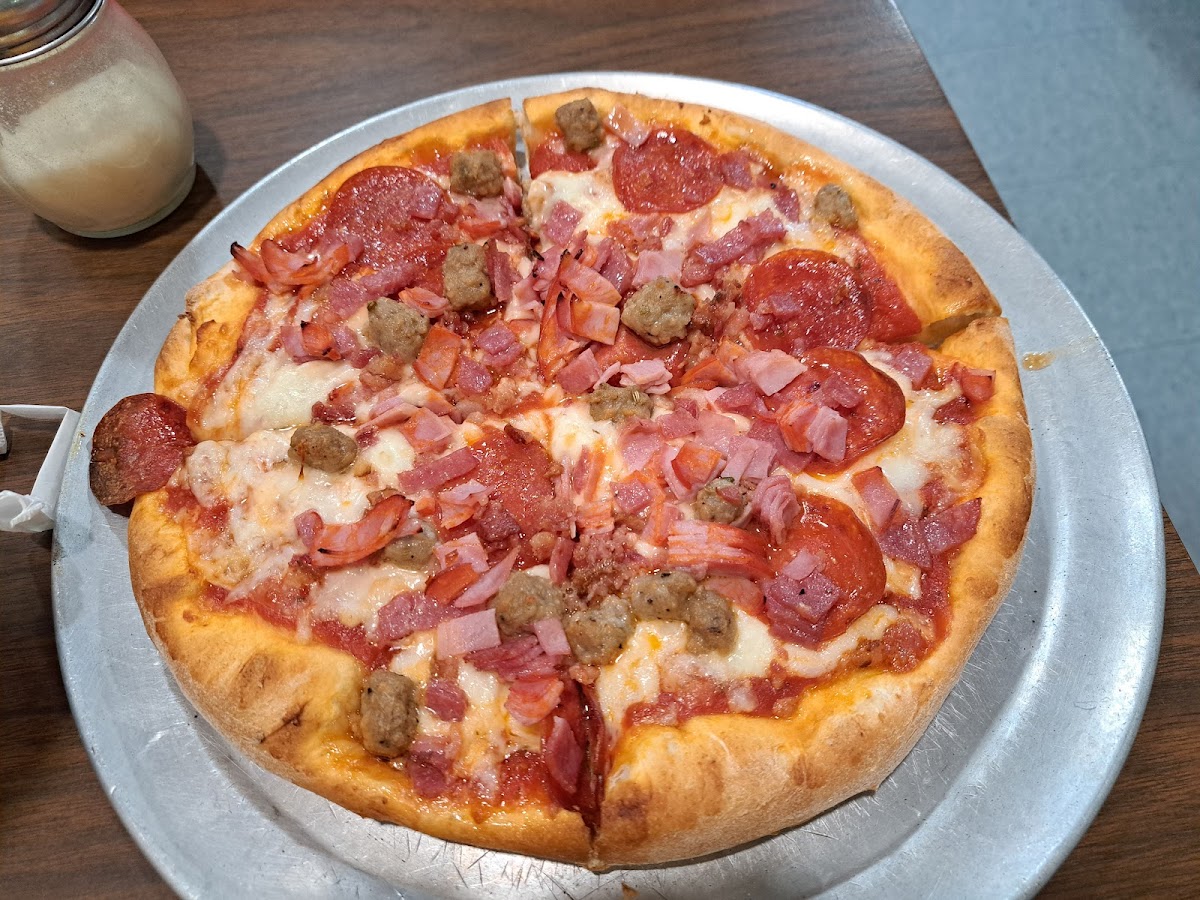 Pizza Bella Photos 2